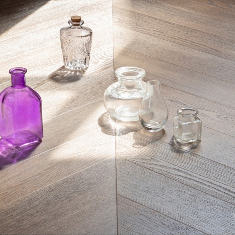 Плитка ПВХ Vinilam Parquet Chevron Шеврон Шампань фото 1 &mdash; ПетроПол