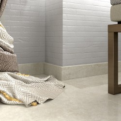 Плинтус FineFloor 1553 / 1453 Шато Де Брезе &mdash; ПетроПол