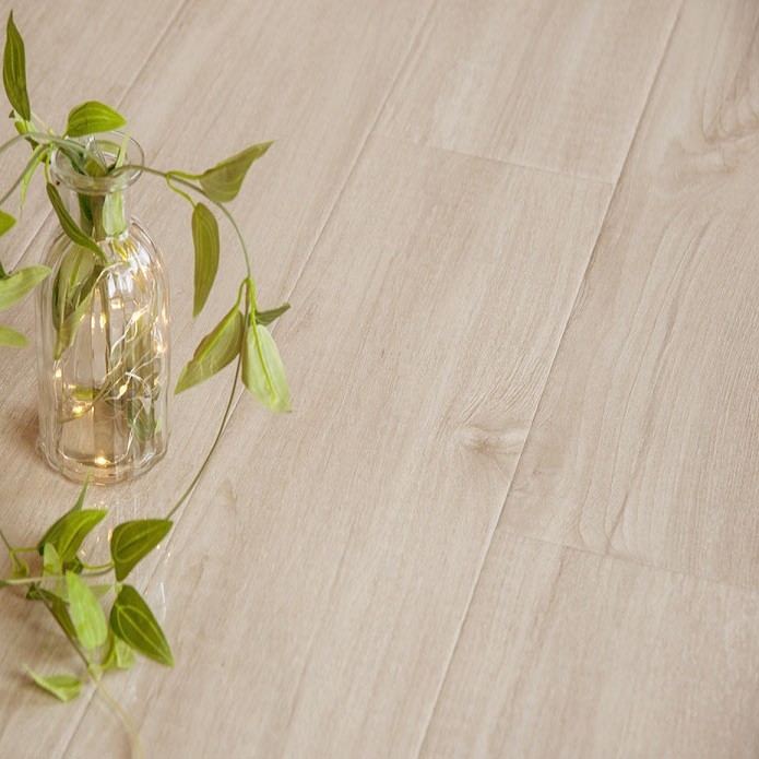 Ламинат Decormatch Magic Lack ML-12 фото 1 &mdash; ПетроПол