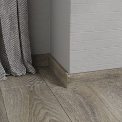 Плинтус FineFloor 1974 / 2074 Дуб Понца &mdash; ПетроПол